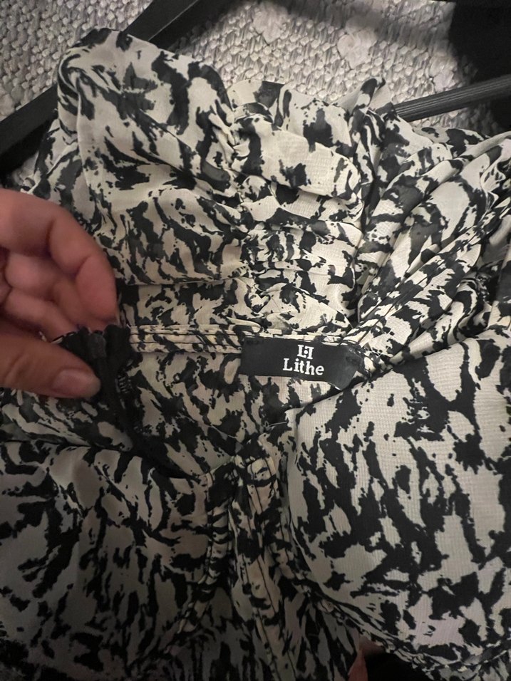 Siyah Beyaz Midi Elbise - Görsel 4