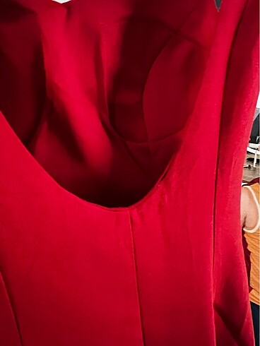 Kırmızı abiye - Görsel 5