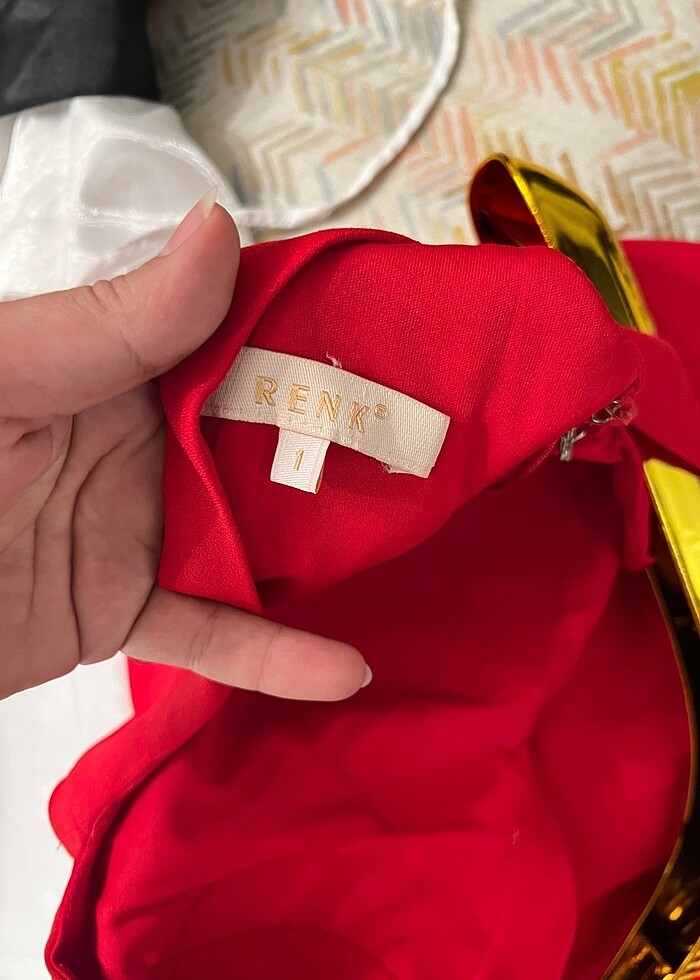 Kırmızı abiye - Görsel 4