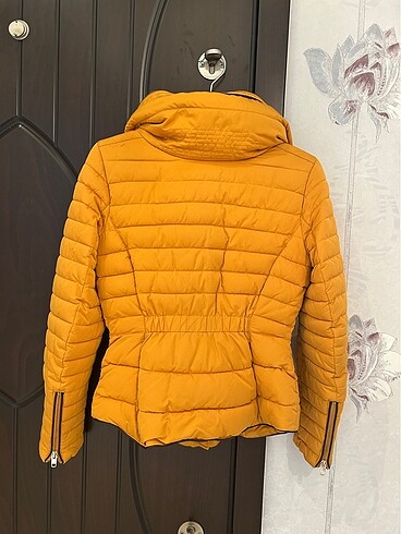 xs Beden sarı Renk Zara mont