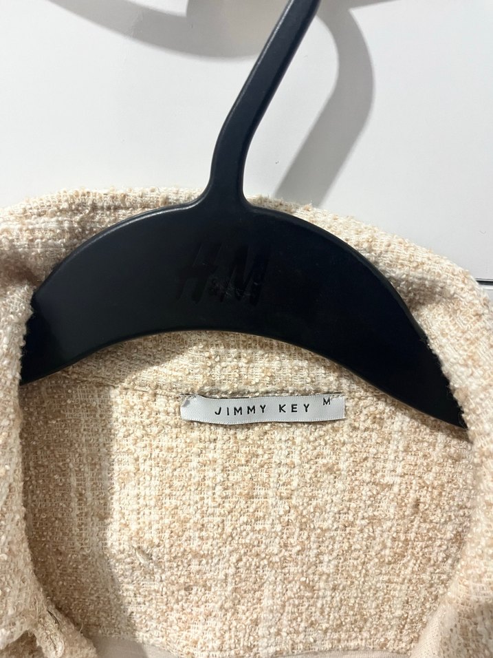 Bej Düğmeli Rahat Kesim Kadın Ceket - Görsel 2