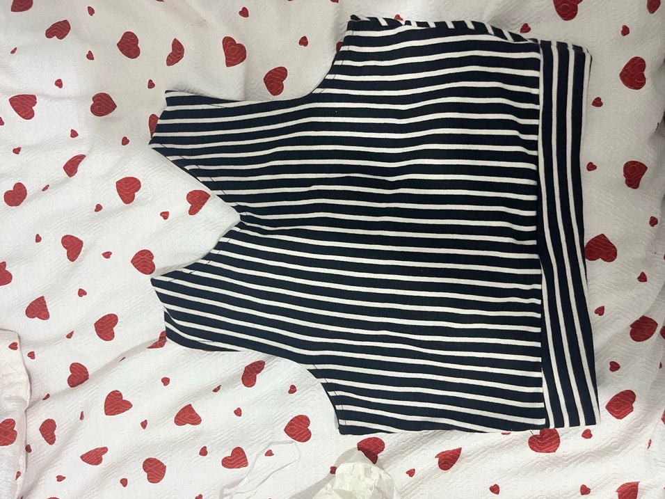 Çizgili V Yaka Bluz - Görsel 2