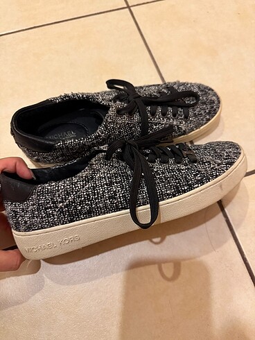 36 Beden Michael Kors sneaker 36 no