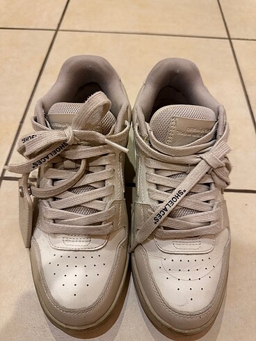 37 Beden Off White sneaker