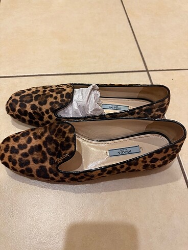 36,5 Beden Prada leopar loafer