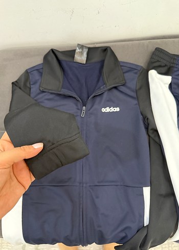 Adidas eşofman takımı - Görsel 2