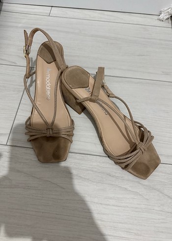 Bej Süet Stiletto Topuklu Kadın Sandalet - Görsel 4