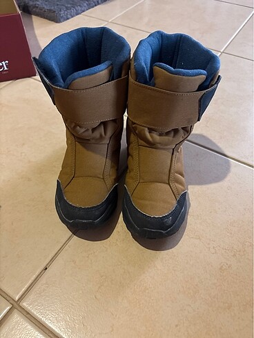 Decathlon Kar botu 30 numara 1 kış giyildi