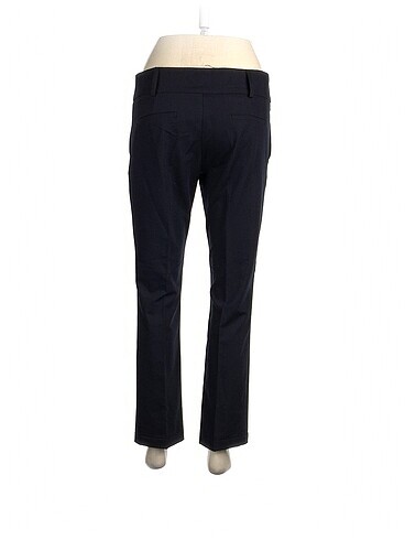 40 Beden PreLoved Kumaş Pantolon %70 İndirimli.