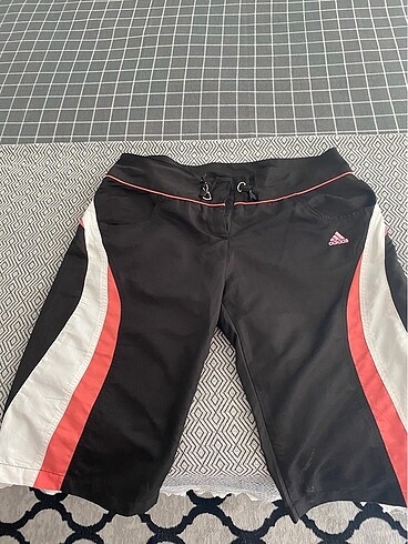 Adidas deniz şortu