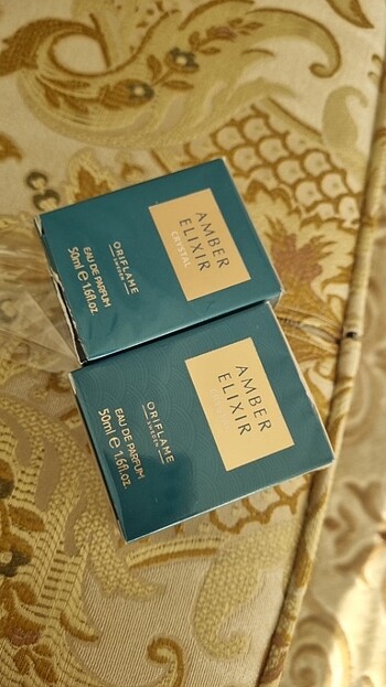 Beden Oriflame amber parfüm 2tane biri açık sadece kokusuna bakıldı ku