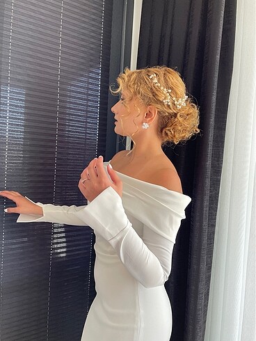 Nişan elbisesi