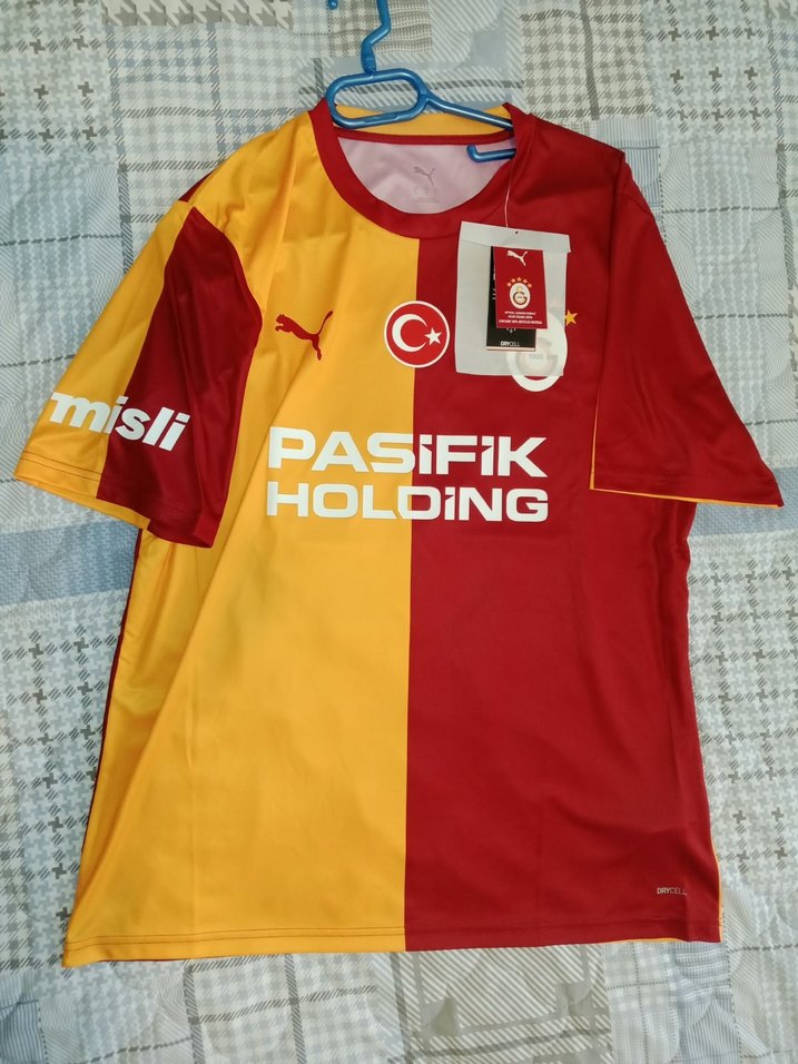 Rafael Leao Galatasaray official forması — görsel 10/14