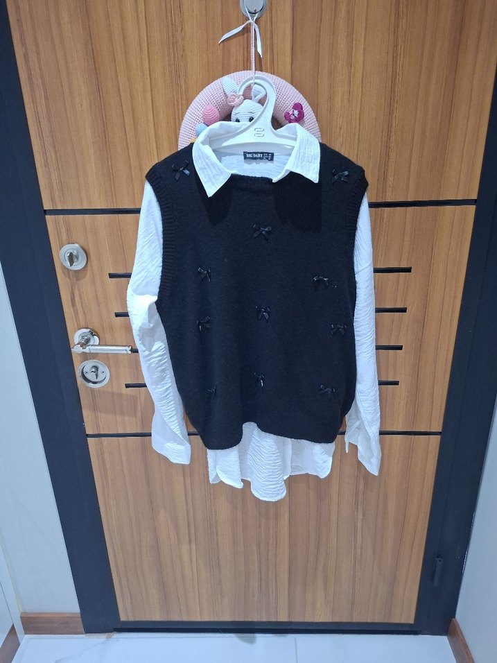 Örgü Siyah Kadın Süveter ve gömleği takım halinde - Görsel 2