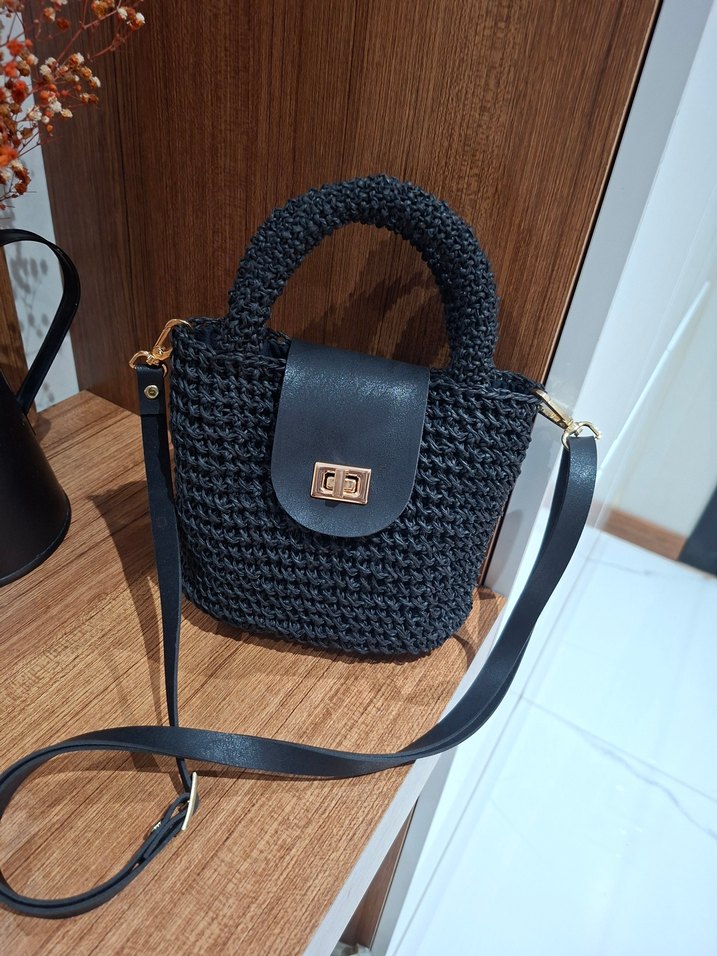 Siyah Örgü Kadın El Çantası - Görsel 2