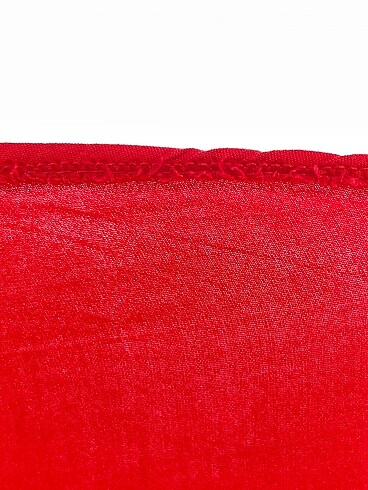 m Beden kırmızı Renk PreLoved Uzun Elbise %70 İndirimli.