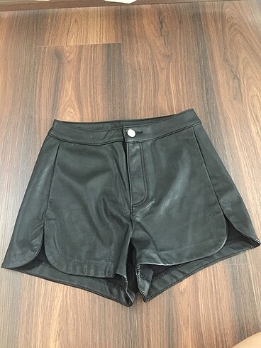 32 Beden H&M divided deri etek