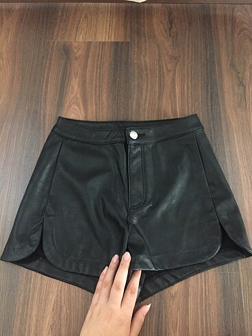 H&M H&M divided deri etek