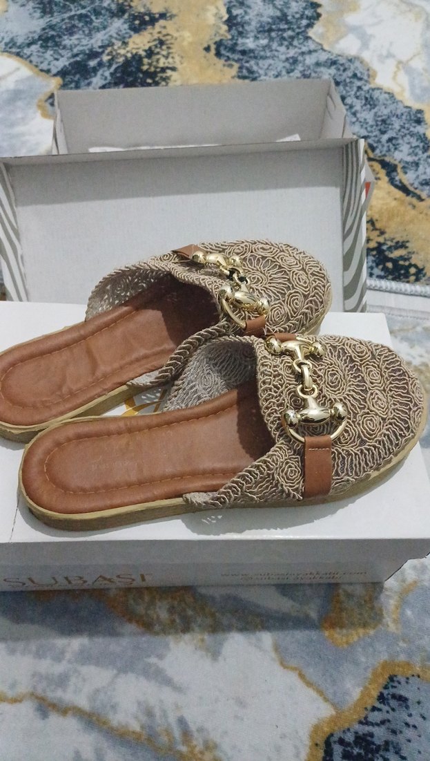 Nakışlı Bej Kadın Terlik - Görsel 2