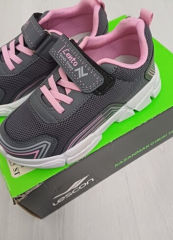 Kiz çocuk spor ayakkabı