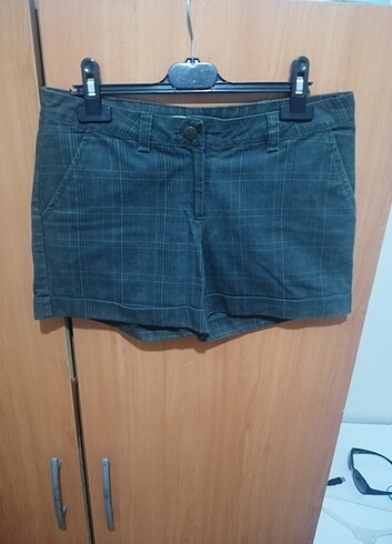 36 Beden Kumaş Füme Şort