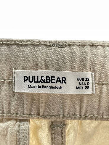 32 Beden ten rengi Renk Pull and Bear Jean / Kot %70 İndirimli.