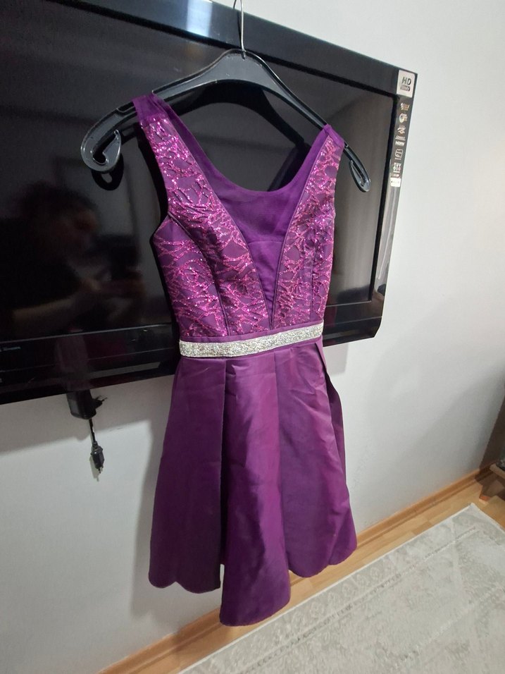 Mor İşlemeli V Yaka  Midi Abiye - Görsel 5