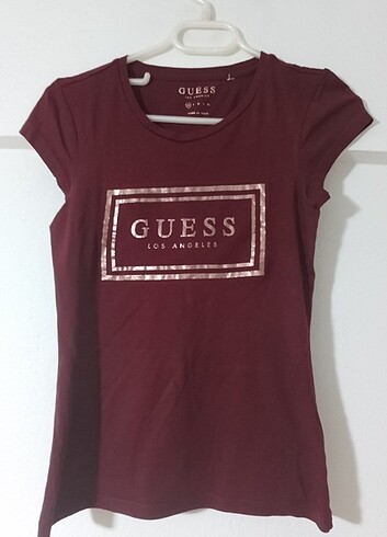 Guess tshirt 