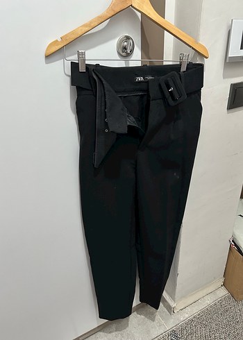Zara Kadın Siyah Kemerli Kumaş Pantolon - Görsel 13