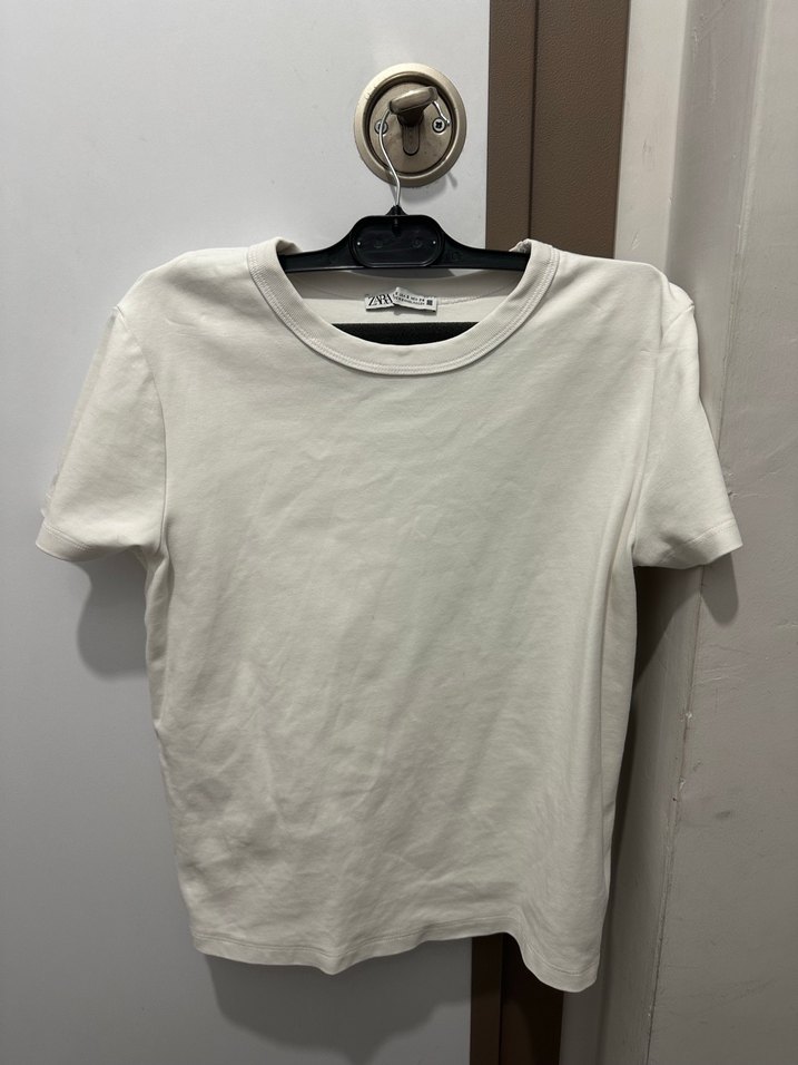 Zara Beyaz Pamuklu Kadın Kısa Kollu Tişört - Görsel 3