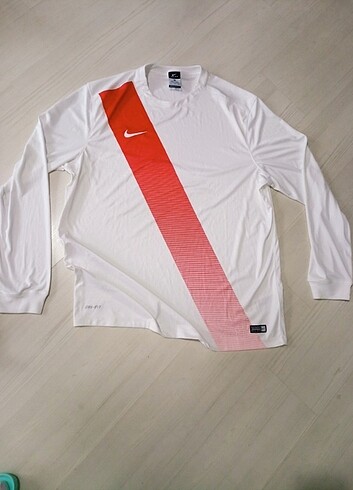 Erkek Nike penye tişört 