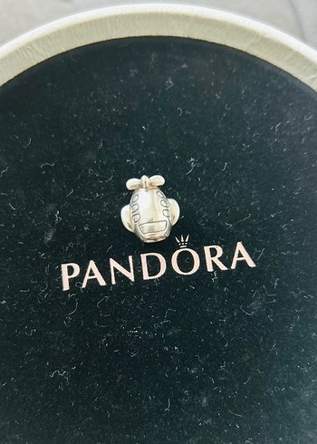 Pandora Gri Tokalı Biker Kadın Charm - Görsel 3
