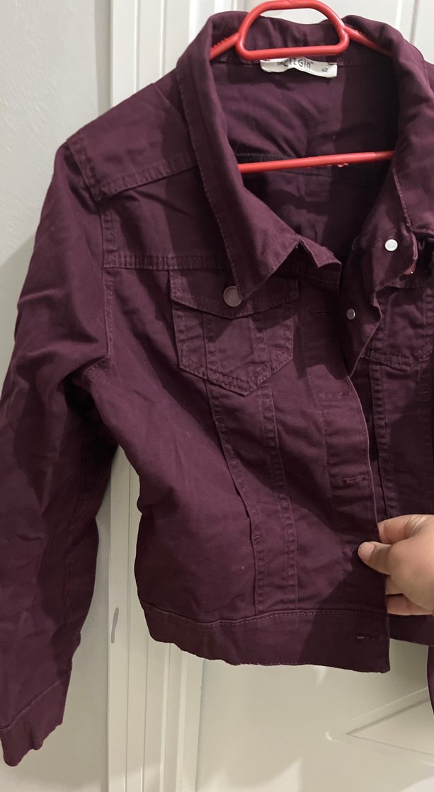 Bordo Düğmeli Kadın Kot Ceket - Görsel 3