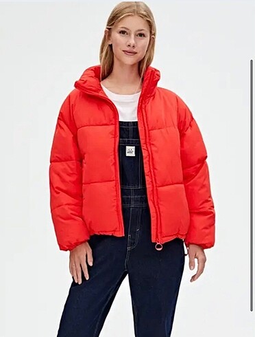 Pull Bear şişme mont