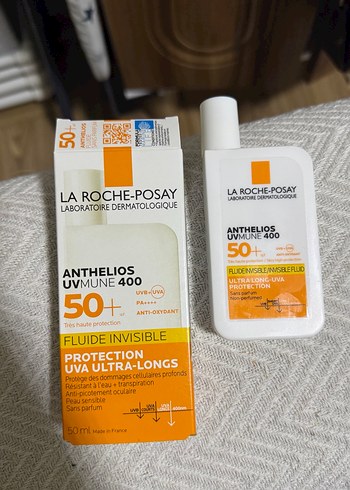 La Roche Posay La Roche Posay Anthelios UVmune400 SPF50+ Yüz Güneş Kremi 50 ml