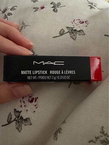 Mac Russian Red Ruj