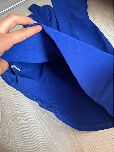 saks mavisi tek omuz elbise - Görsel 7