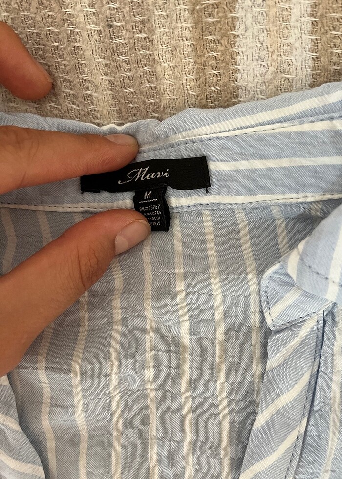 mavi cizgili gomlek - Görsel 2