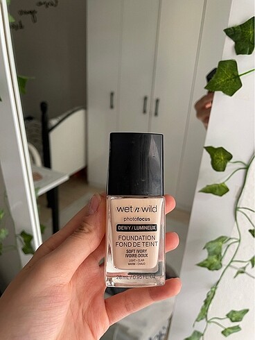 Wet n Wild Soft Ivory Fondöten