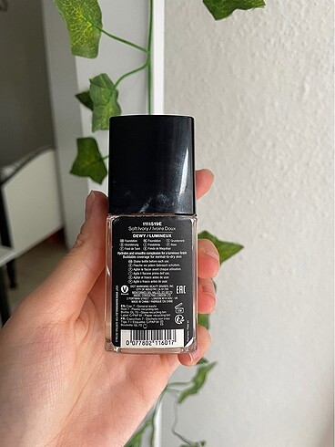 Wet n wild Wet n Wild Soft Ivory Fondöten
