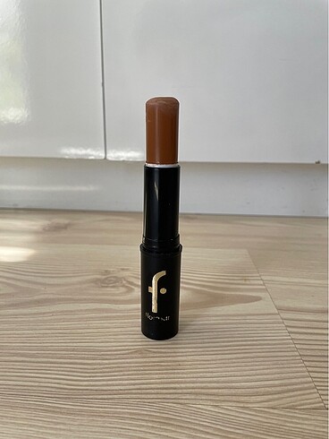 Flormar Stick kontür 02