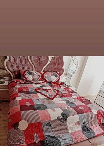 Beden kırmızı Renk (fyat 400 öne çıksın dye 20 yazdım)Nakışlı Kırmızı Nevresm Takmı