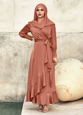 Fiyat 350 saten abiye elbise