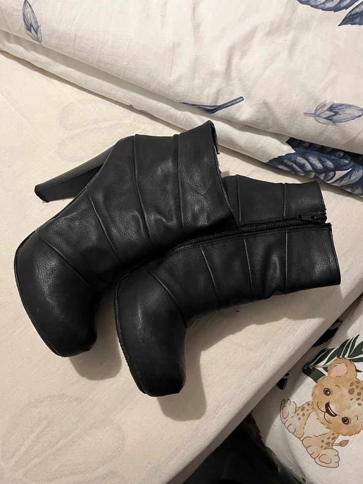 Siyah Deri Platform Topuklu Kadın Bot - Görsel 4