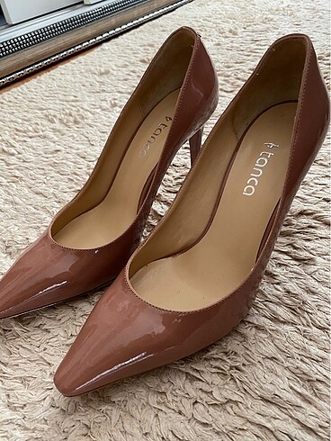 Gülkurusu stiletto Kemal tanca