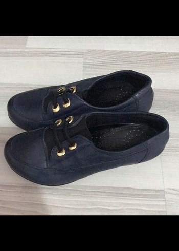 Düğmeli Lacivert Kadın Dolgu Topuk Ayakkabı - Görsel 3