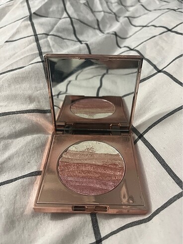 Diğer Afterglow Highlighter&Allık
