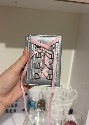 Pembe cüzdan