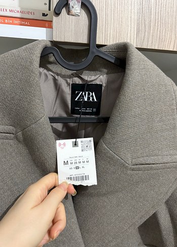 Zara kruvaze kısa kaban - Görsel 3