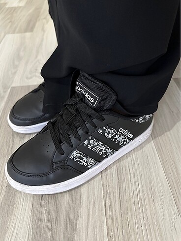 Adidas Adidas ayakkanı orjinal